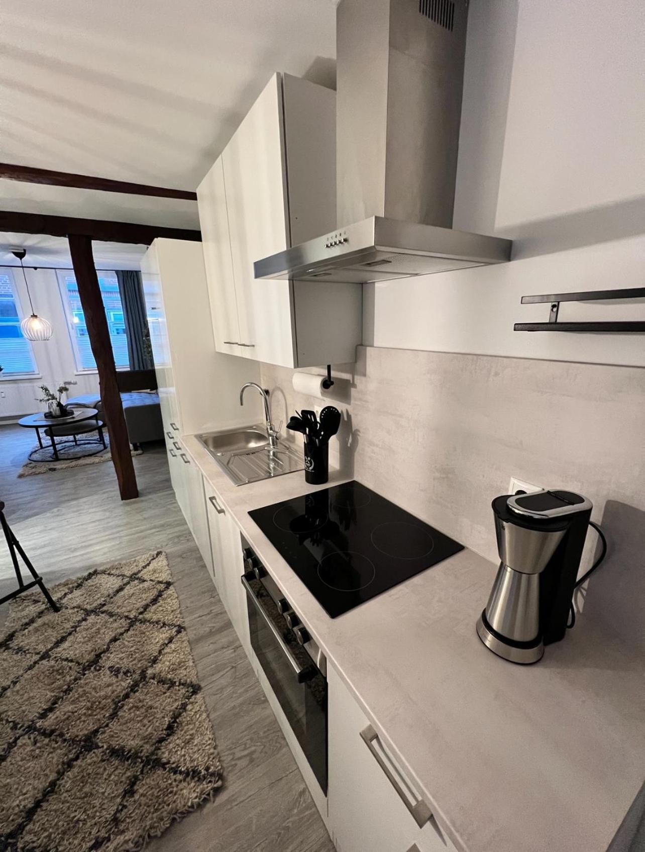 Gemuetliche Ferienwohnung Mitten In Der Historischen Stader Altstadt Extérieur photo